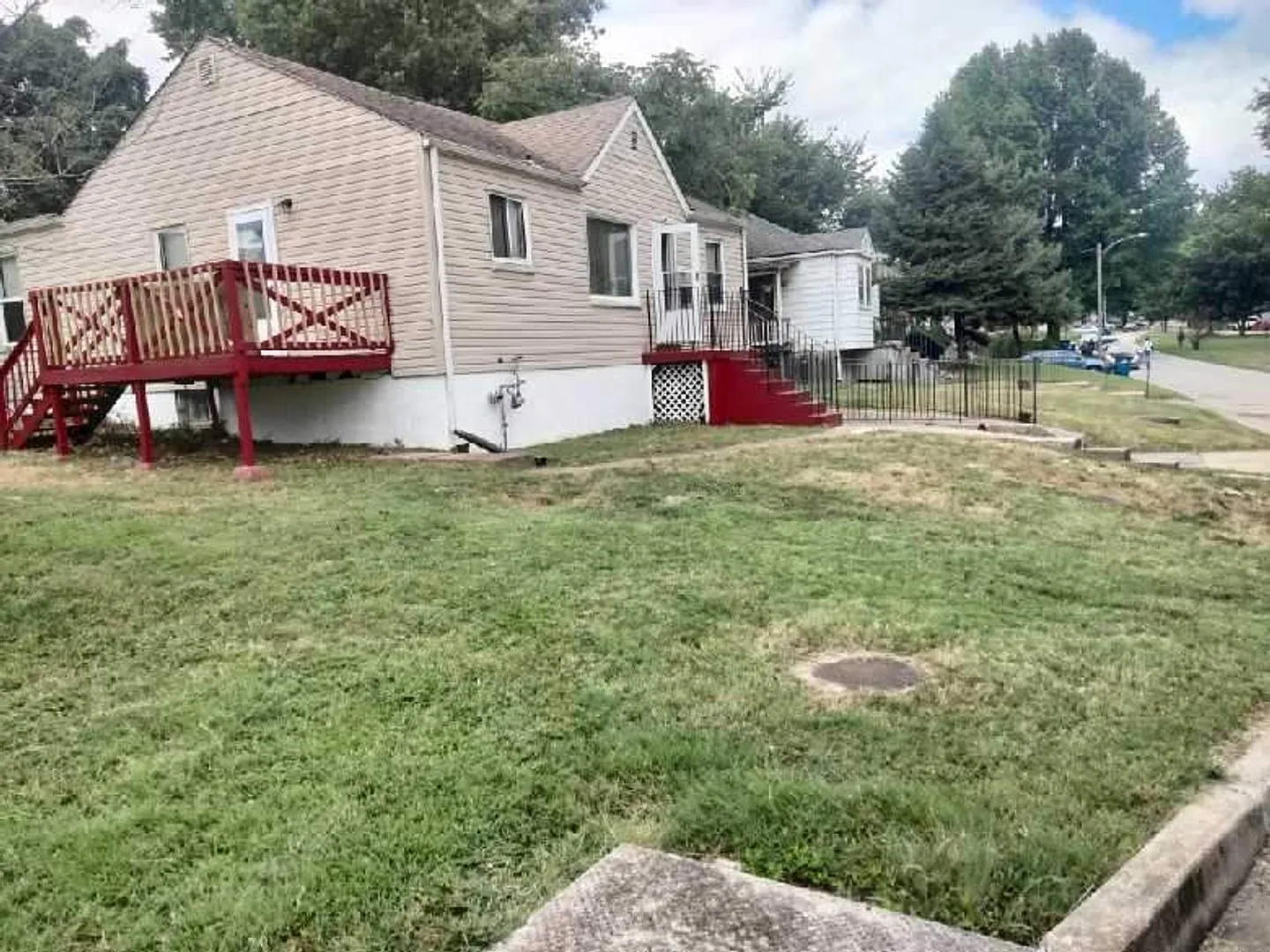 7004 Greenhaven Dr photo 1