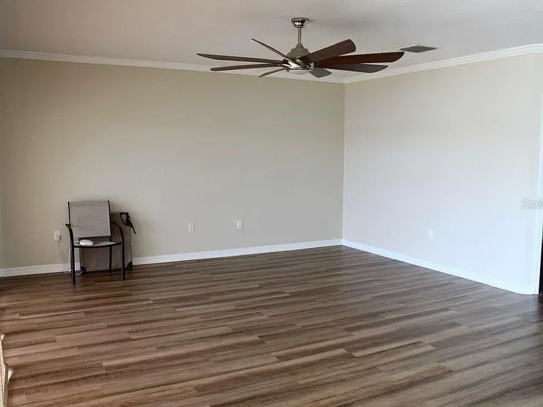1408 Lanier Point Pl — Photo 20
