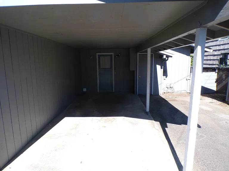 318 Marie St #A/B — Photo 12