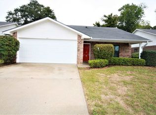 1251 Cleardale Dr, Longview, TX 75604