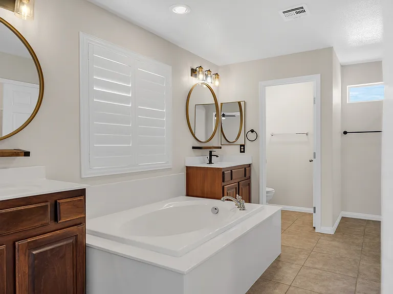 2279 Autumn Fire Ct — Photo 21