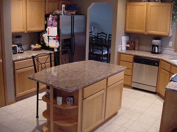 Spacious chef's kitchen 