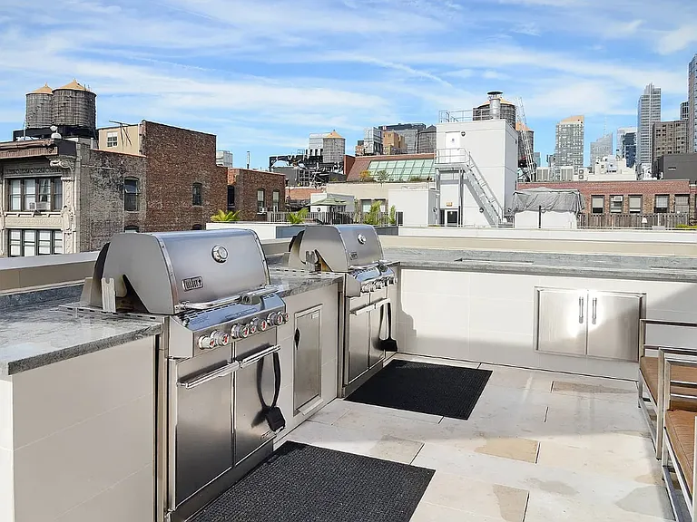 43 Gilbert Ave #1F — Photo 31