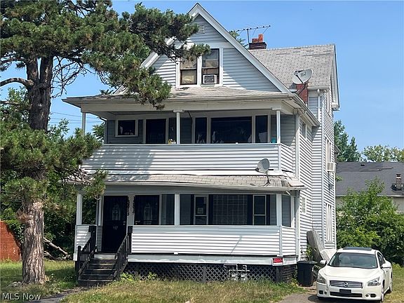5th image of 13815 Shaw Ave