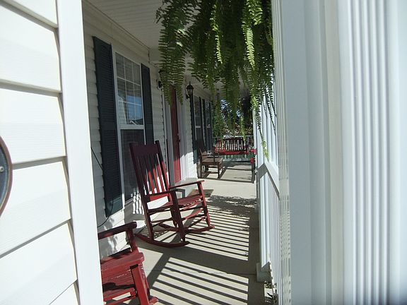 3rd image of 2527 Westinghouse Dr