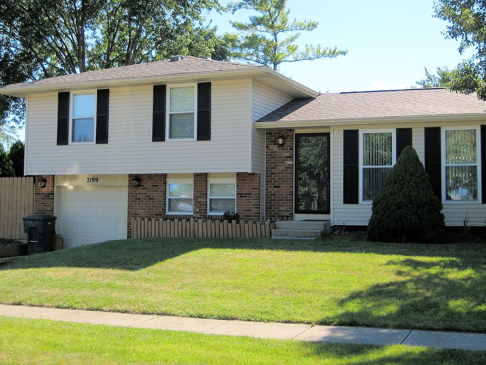 1st image of 2199 Drumlin Dr