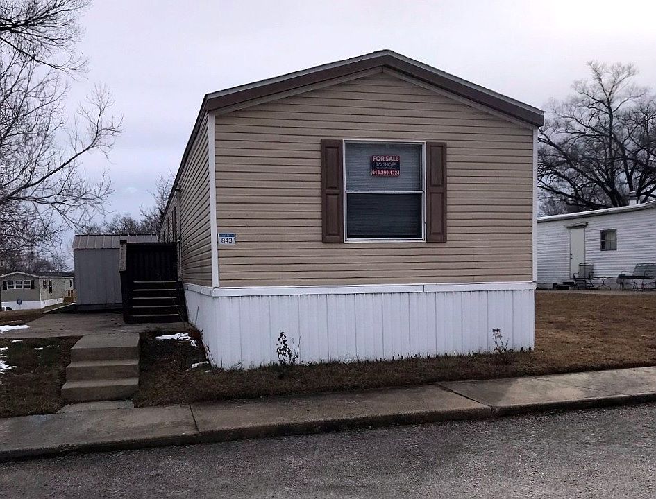2nd image of 843 S 75th St