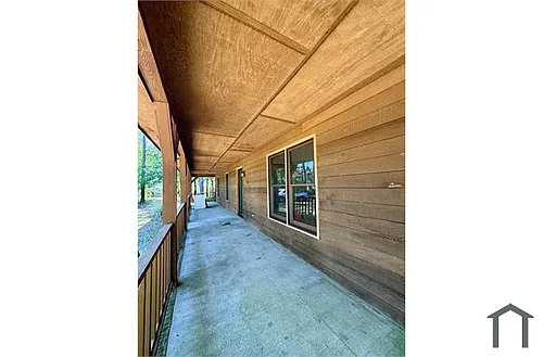 573 Ellis Rd Photo 1