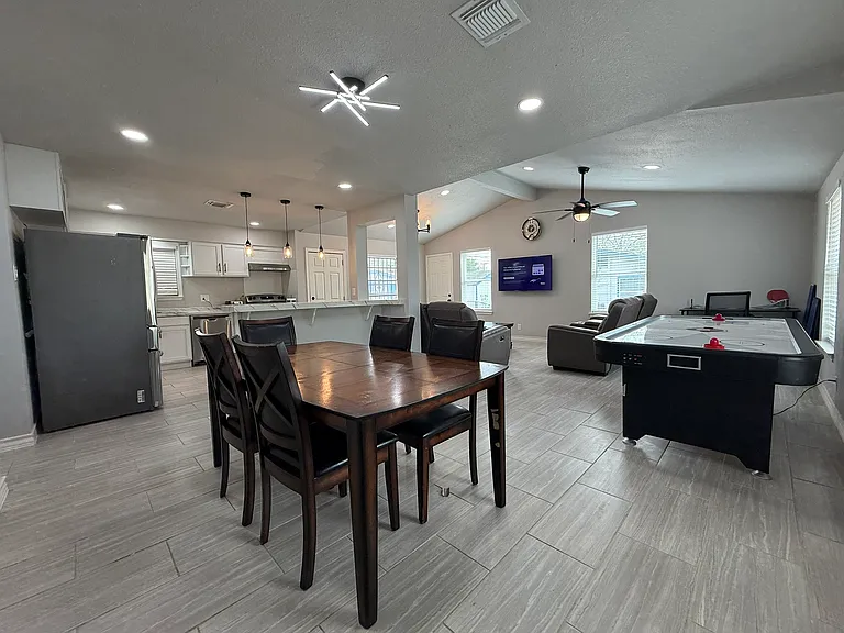 166 Lake Valley St — Photo 31
