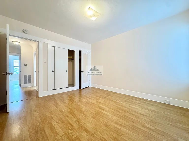 555 Silver Ave — Photo 5