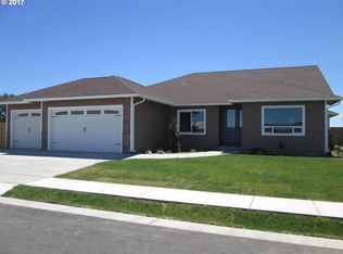 875 SW Angus Ct, Hermiston, OR 97838