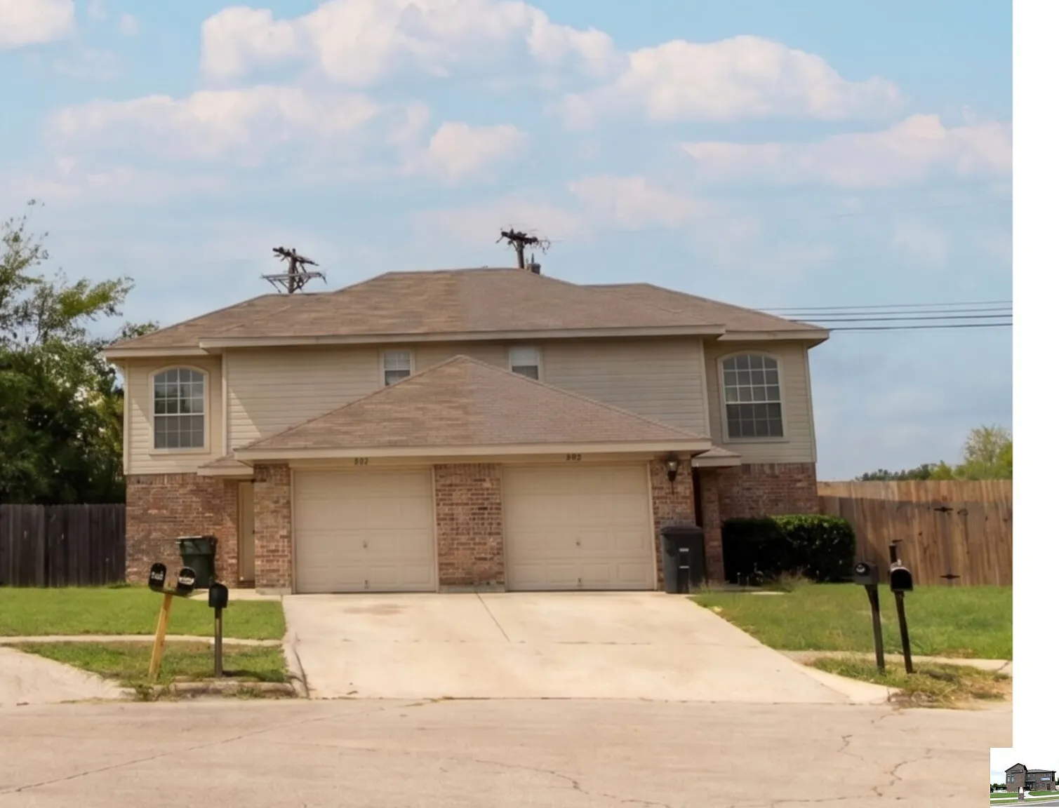 2 bed, 1.5 bath, 1110 sqft, $1,050 — Photo 1