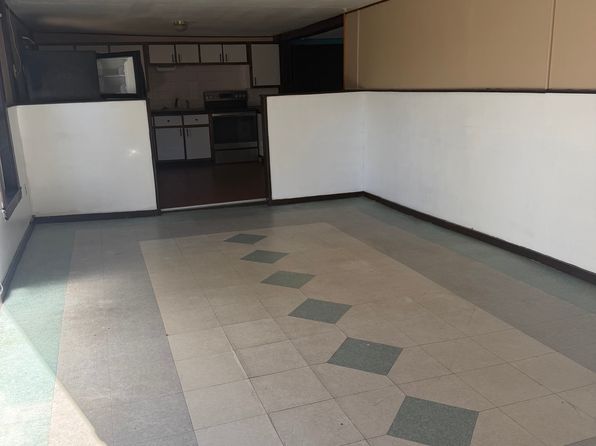 25 Denmark Rd APT 3