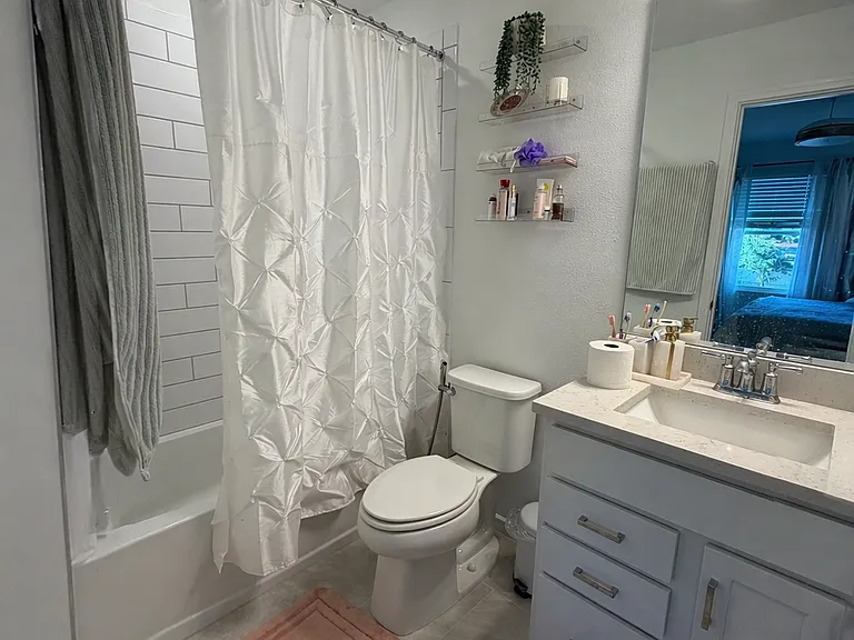 Upstairs Hall Bath