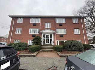 62 Carey Ave APT 2, Watertown, MA 02472