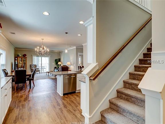 2nd image of 31 Tansyleaf Dr