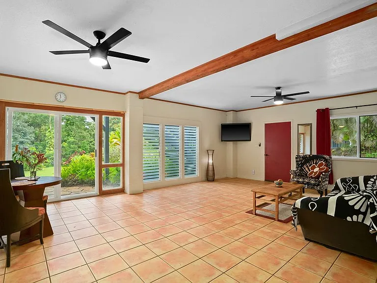 6240 Olohena Rd #1 — Photo 5