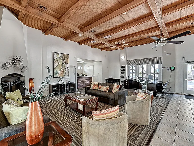 8530 W Sahara Ave17