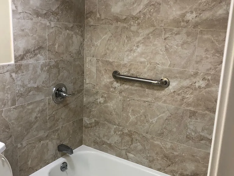 Notre Dame Apartments — Photo 11