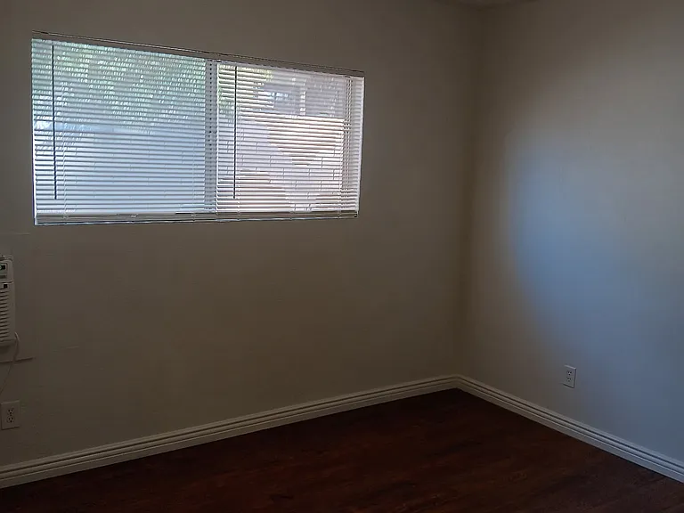 Rancho Mirage Villa Apartments — Photo 7