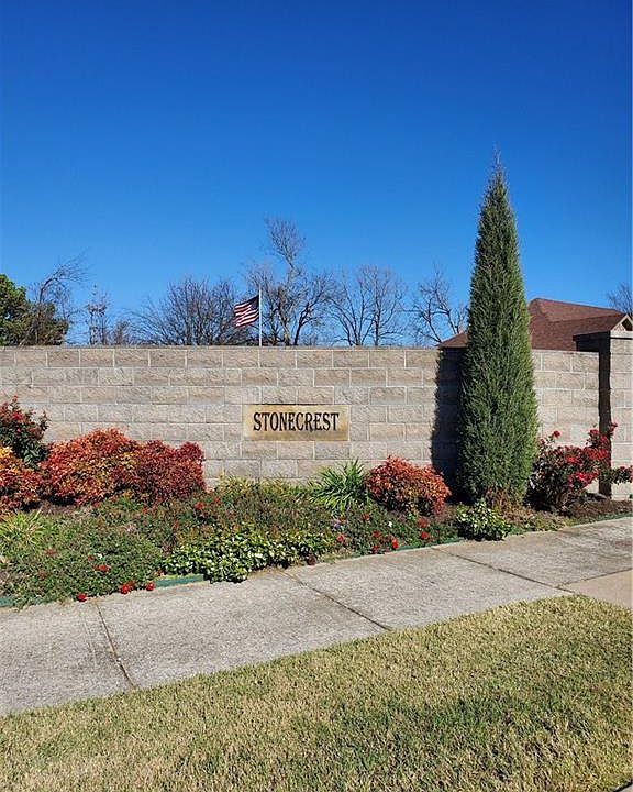 2nd image of 5007 Overland Dr