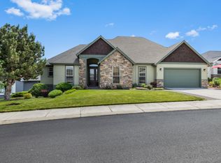 3736 SW Tommy Armour Ln, Redmond, OR 97756