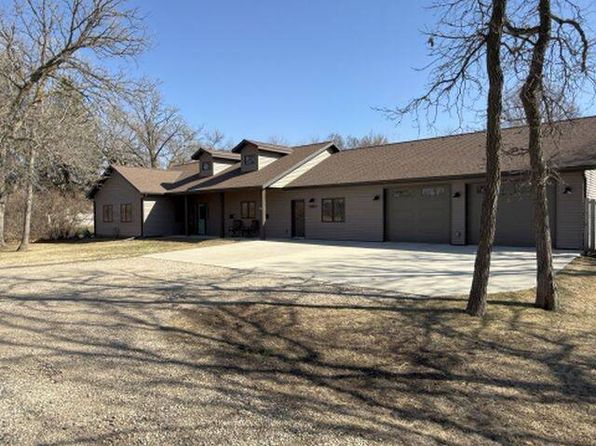 7870 County Road 1, Devils Lake, ND 58301