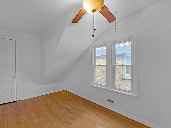 4th image of 2902 N Woodard St