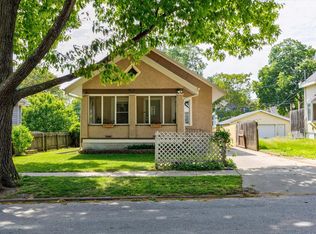 2206 E 13th St, Des Moines, IA 50316