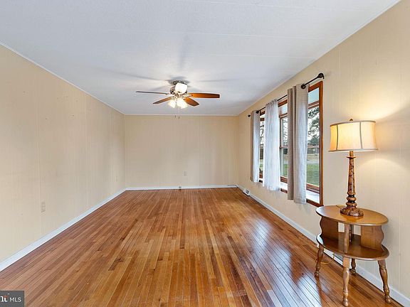 5th image of 335 Camp Meeting Ground Rd