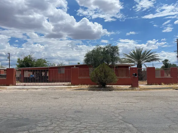 2 E Corona Rd, Tucson, AZ 85756