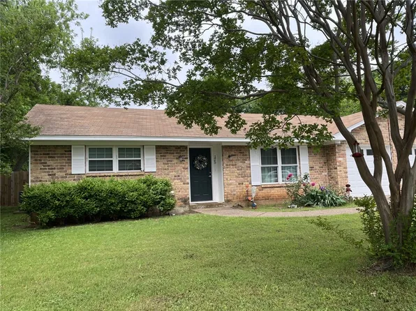 125 Austin St, Mc Gregor, TX 76657