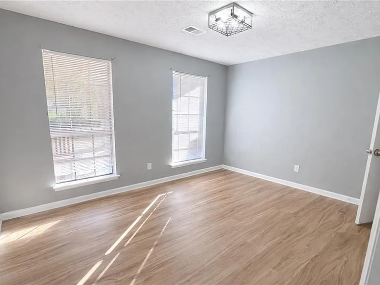 5145 Paisley Ct — Photo 5