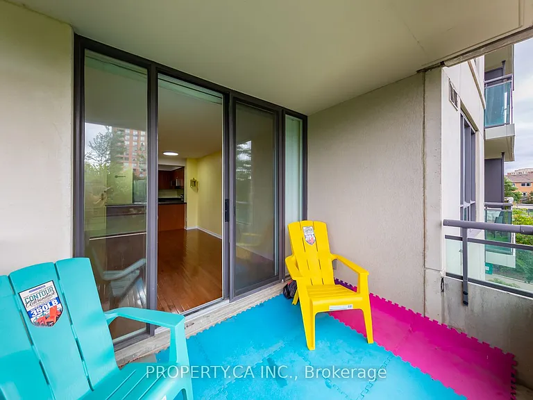 330 Red Maple Rd #214 — Photo 21