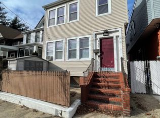 257 Fillmore St #2, Staten Island, NY 10301