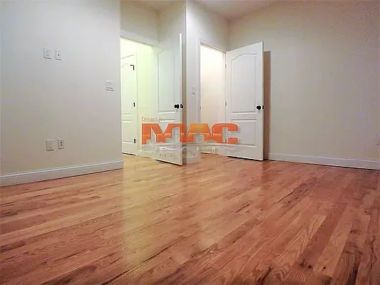 Rented by MAC Realty NY | media 7