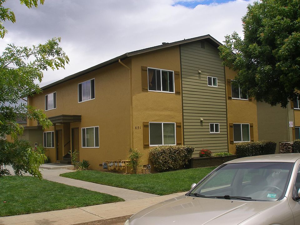 1st image of 643 Kodiak Ct APT 3