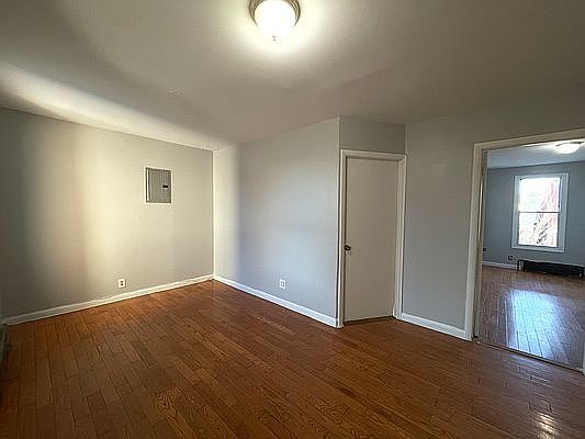 5th image of 820 Friel Pl #2