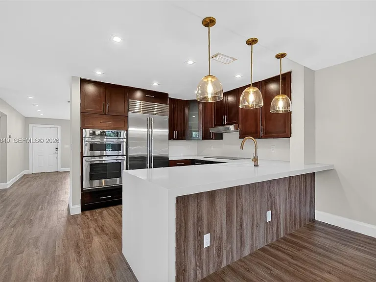 1603 W Harmony Lake Cir — Photo 26