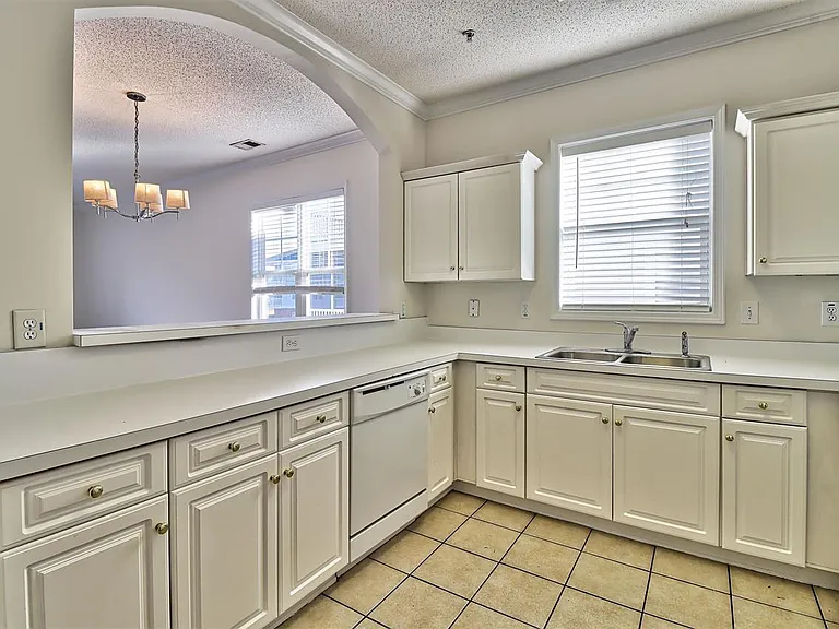 604 Heathrow Dr #1102 — Photo 21