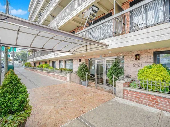 2121 Shore Parkway #2P, Brooklyn, NY 11214
