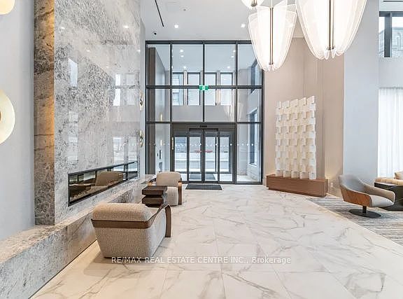 3rd image of 75 James St S #3015