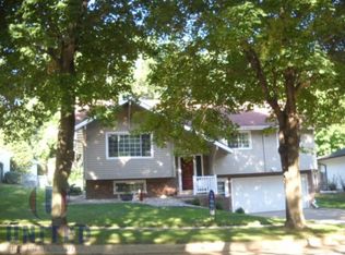 3405 S Hennepin St, Sioux City, IA 51106