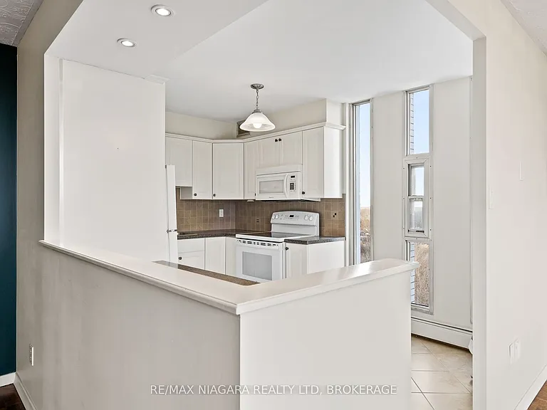 35 Towering Heights Blvd #1003 — Photo 17