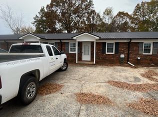 284 Shiloh Rd APT 3, Forest City, NC 28043