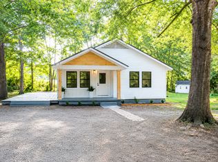 40 Abbey Ln, Lexington, TN 38351