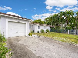 20823 SW 126th Ct, Miami, FL 33177