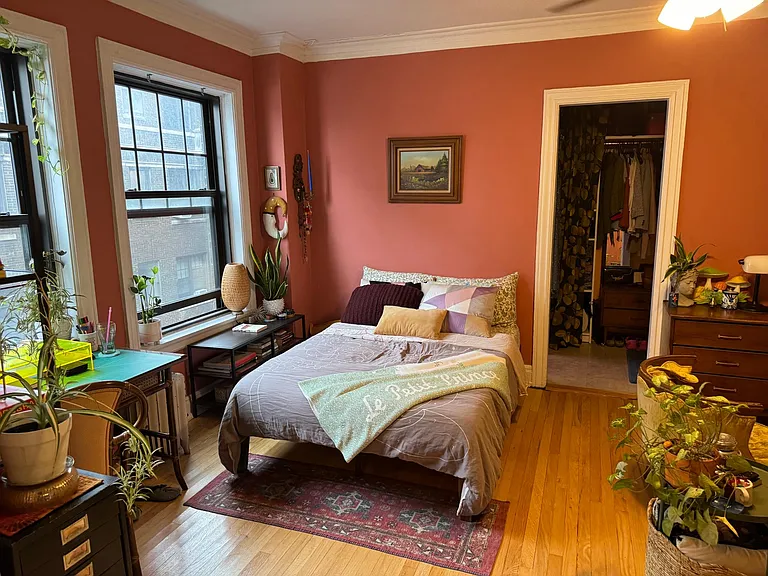 640 W Briar Pl #204 — Photo 6