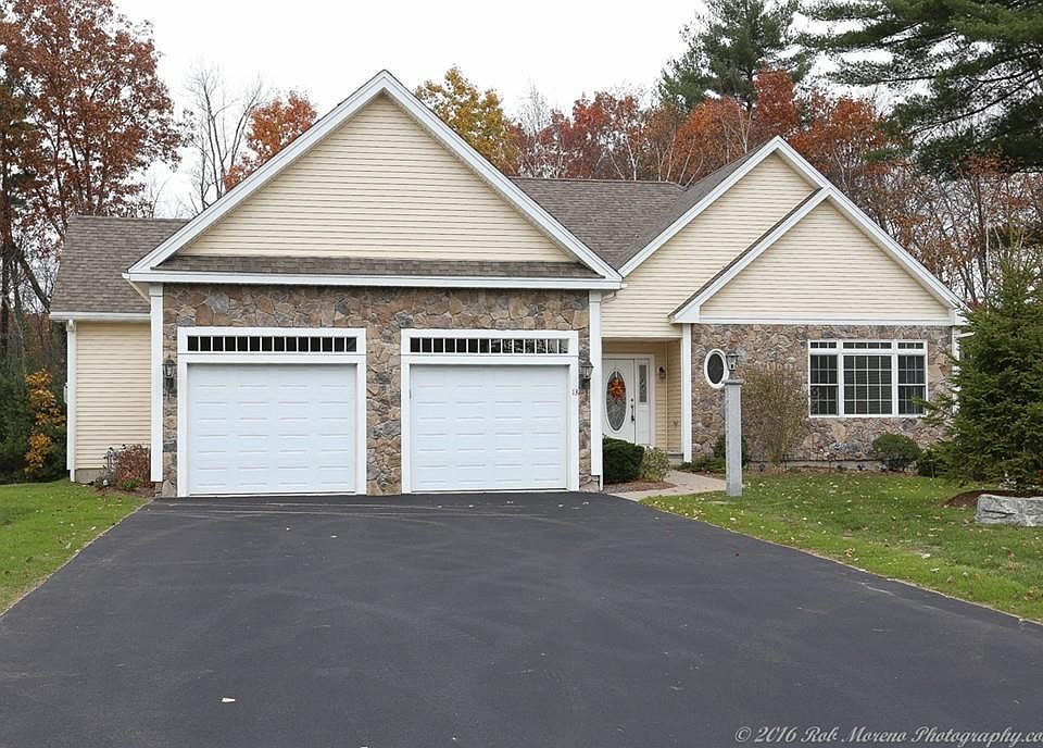 1st image of 13 Stone Castle Dr #33