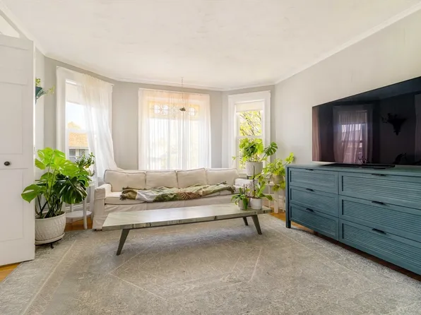 12-14 Quincy St, Medford, MA 02155